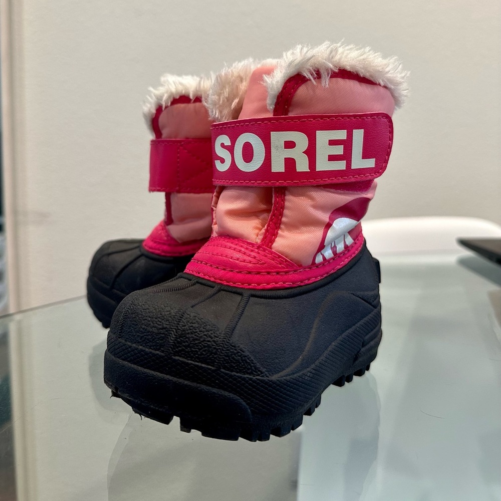 SOREL TODDLER SNOW COMMANDER™ BOOT
 - Size 5